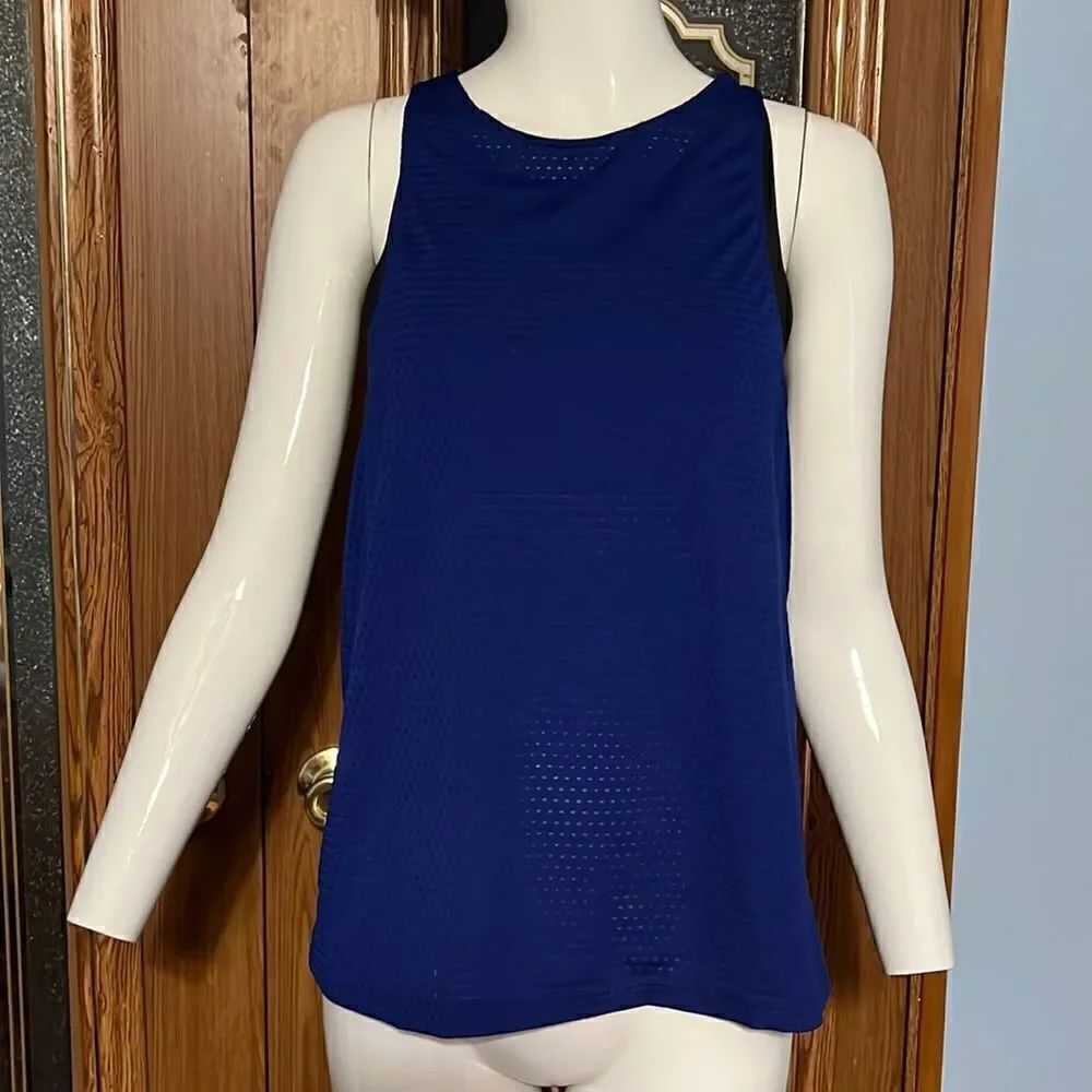 Athleta Running Top 